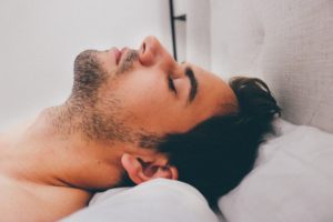 So sieht gesunder Schlaf NICHT aus. So sieht gesunder Schlaf NICHT aus.